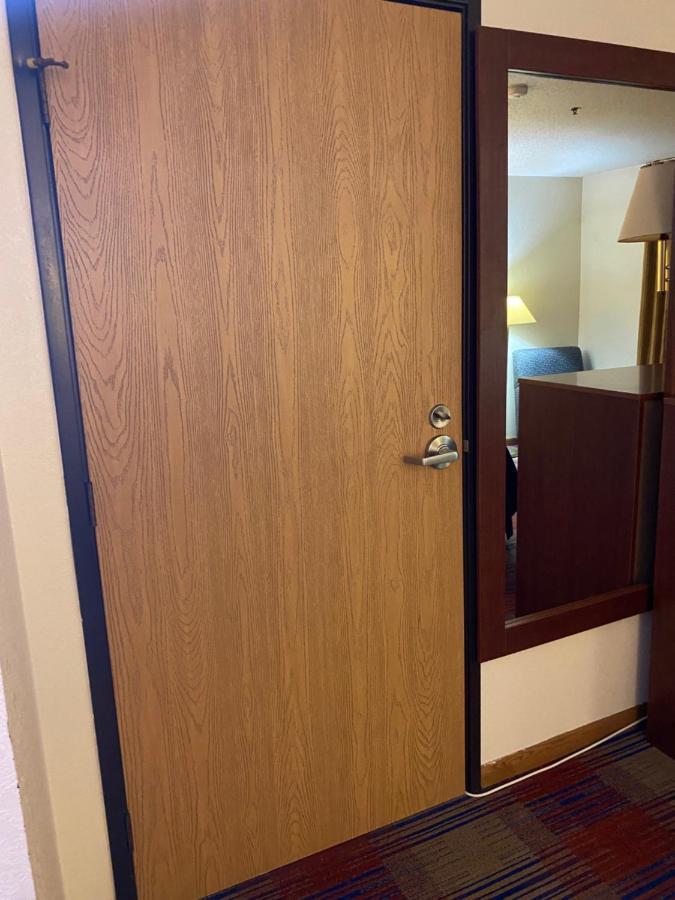 Americas Value Hotel Champaign