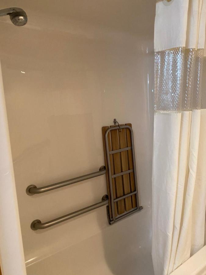 Americas Best Value Hotel 2*