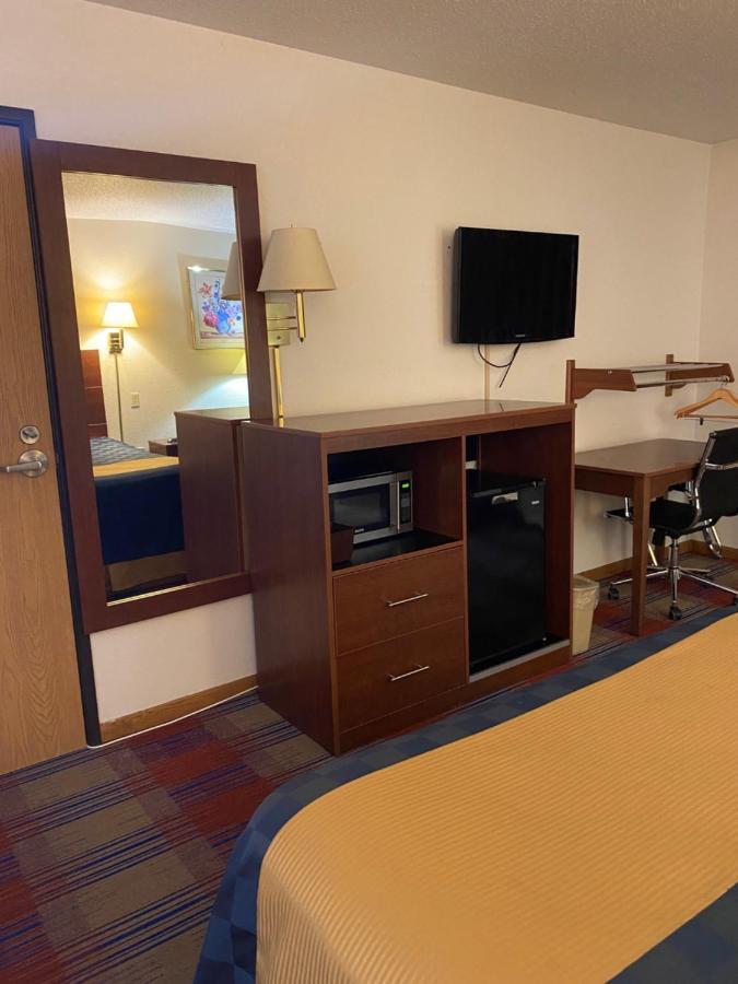 Americas Best Value Hotel 2*